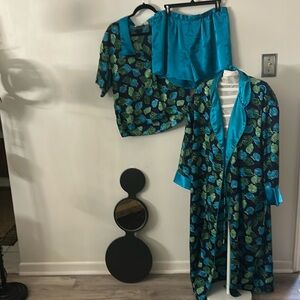 Victoria Secret 3/Piece Pajamas Set